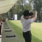 Canelo Álvarez festejó su título jugando golf / Captura de Pantalla